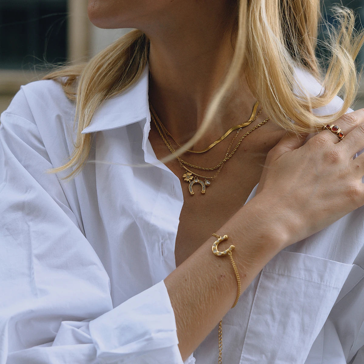 Heart Shape Zircon Horseshoe Bracelet