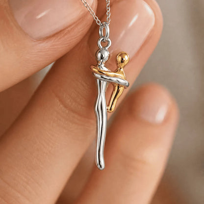 Mother’s Embrace Necklace – Amorae